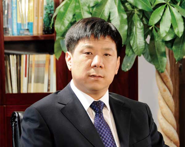 走近中國建材十大新聞人物——德生防水董事長李德生